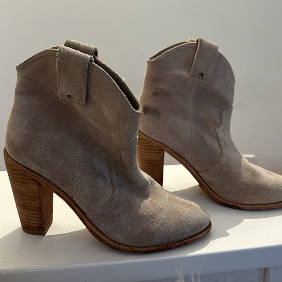Joie Monte Ankle Boots in Sandstone Suede 36/6 - Picture 14 of 16